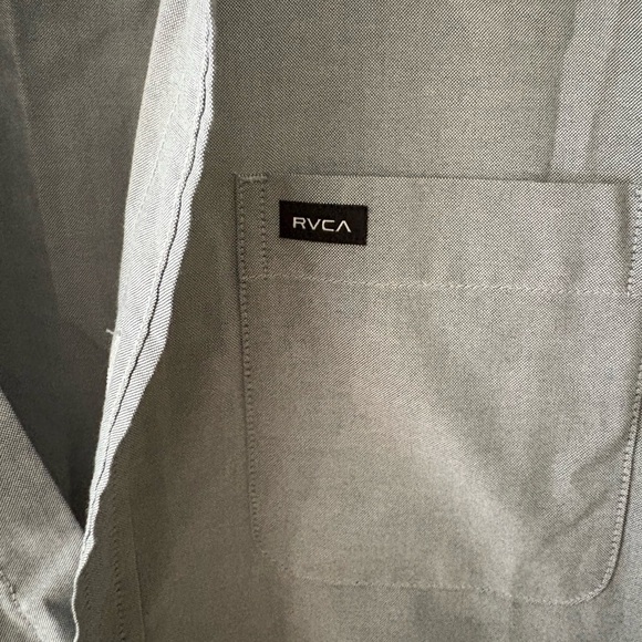 RVCA NWOT mens that’ll do short sleeve button down large pavement grey shirt - Picture 4 of 10